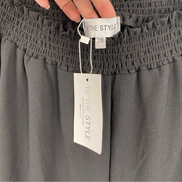 In The Style Women’s Wide Leg Black Ruched Waist Pants Plus Size 28 - Picture 2 of 3